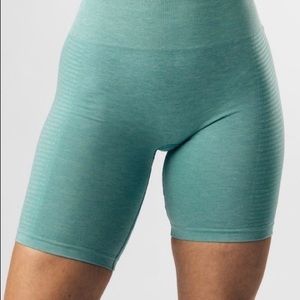 Alphalete Biker Shorts in Jade Green